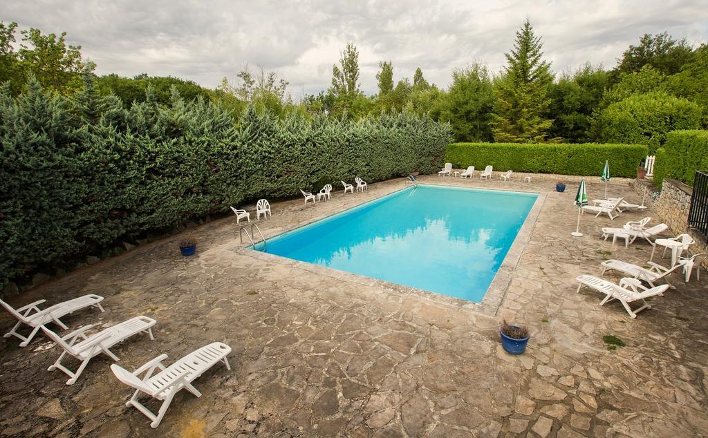 Auberge De L'Escargot D'Or Dieulefit Zewnętrze zdjęcie