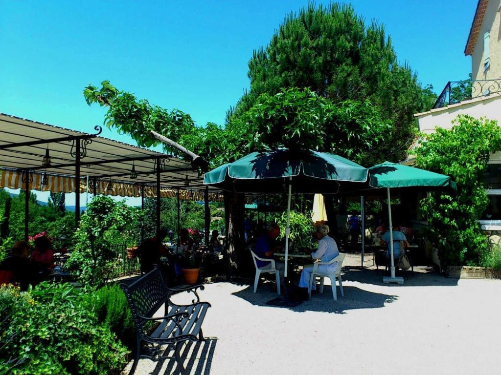 Auberge De L'Escargot D'Or Dieulefit Zewnętrze zdjęcie